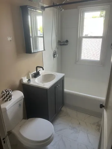 $310,000 | 1609 17th Avenue, Rockford, IL 61104