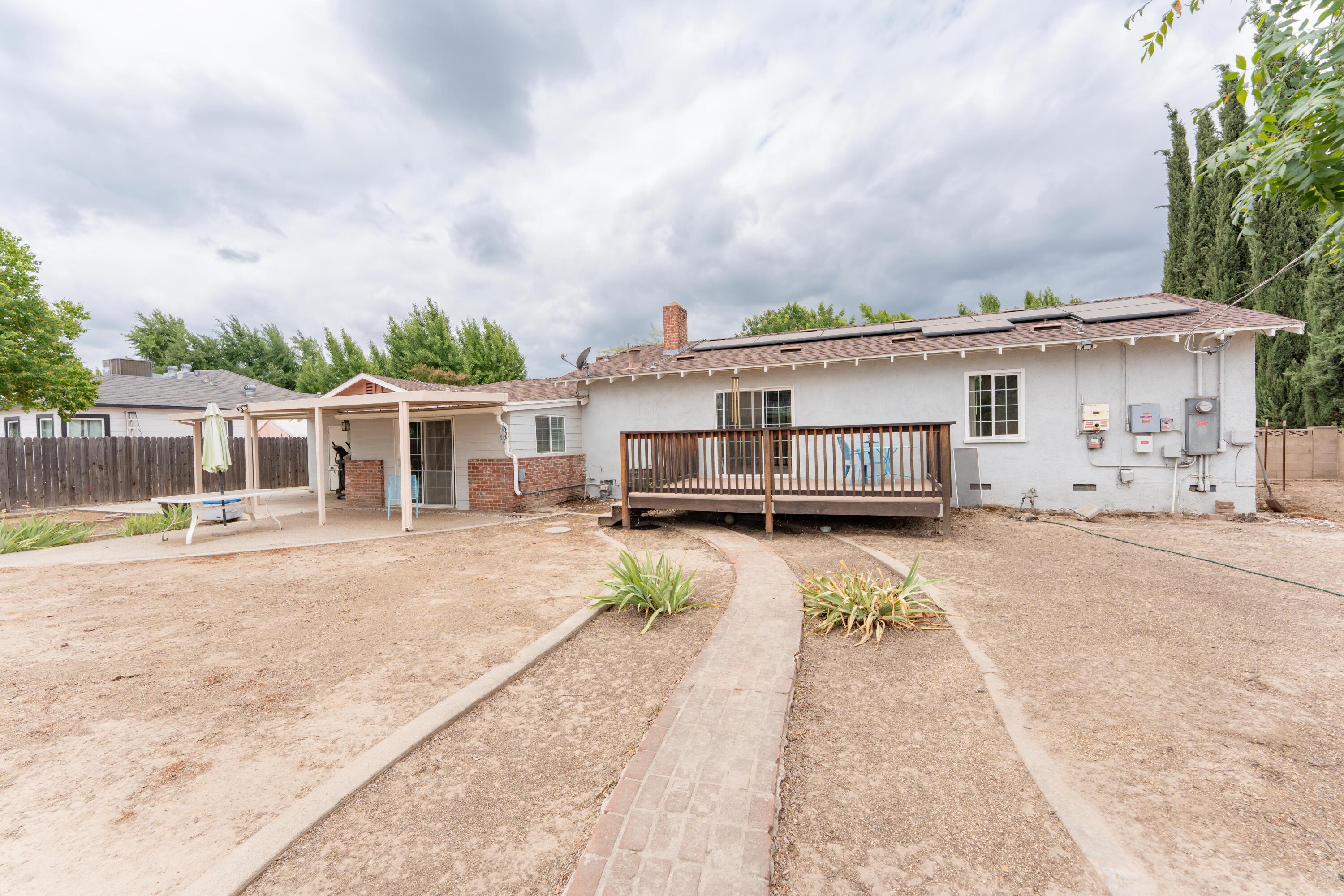 570 North Birch Avenue Reedley, CA 93654 - Photo 45 of 52 43