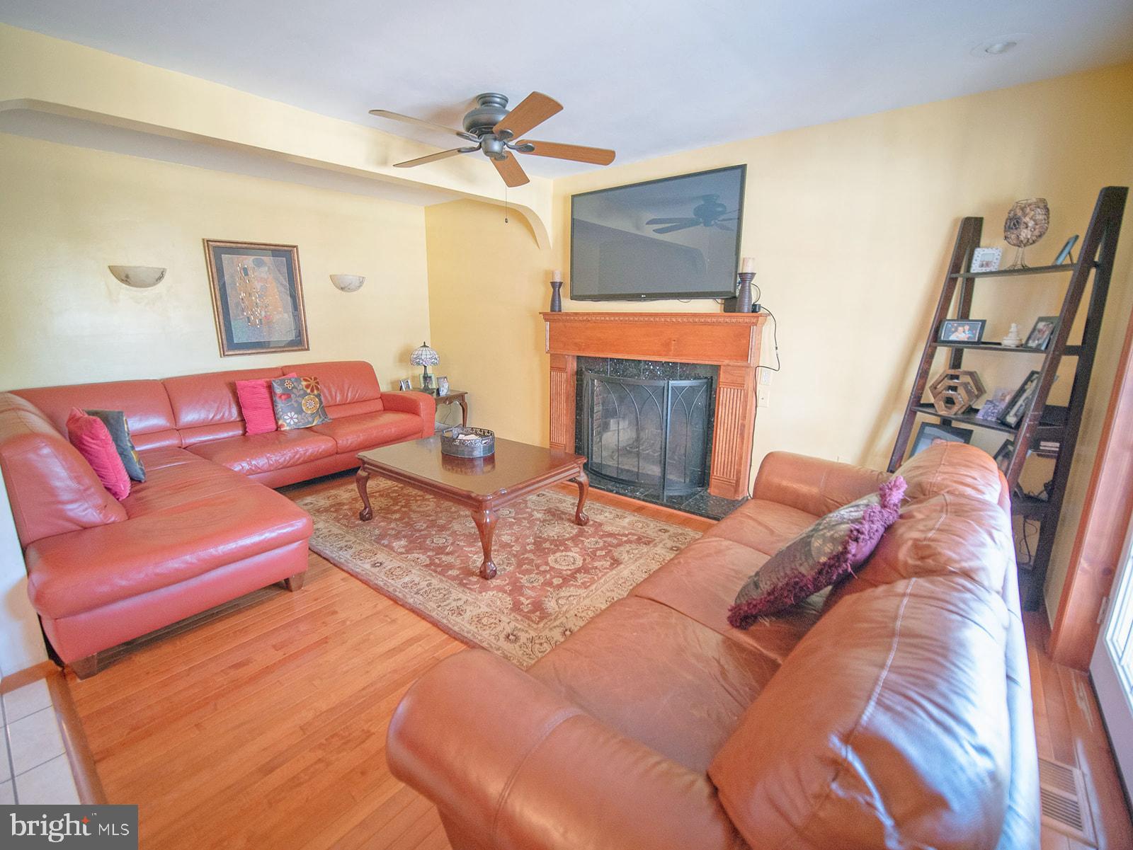 9 Bunker Hill Road Sewell, NJ 08080 - Photo 14 of 35