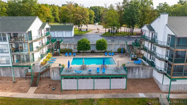 $405,000 | 500 Harbour Towne Drive, Unit 507, Lake Ozark, MO 65049