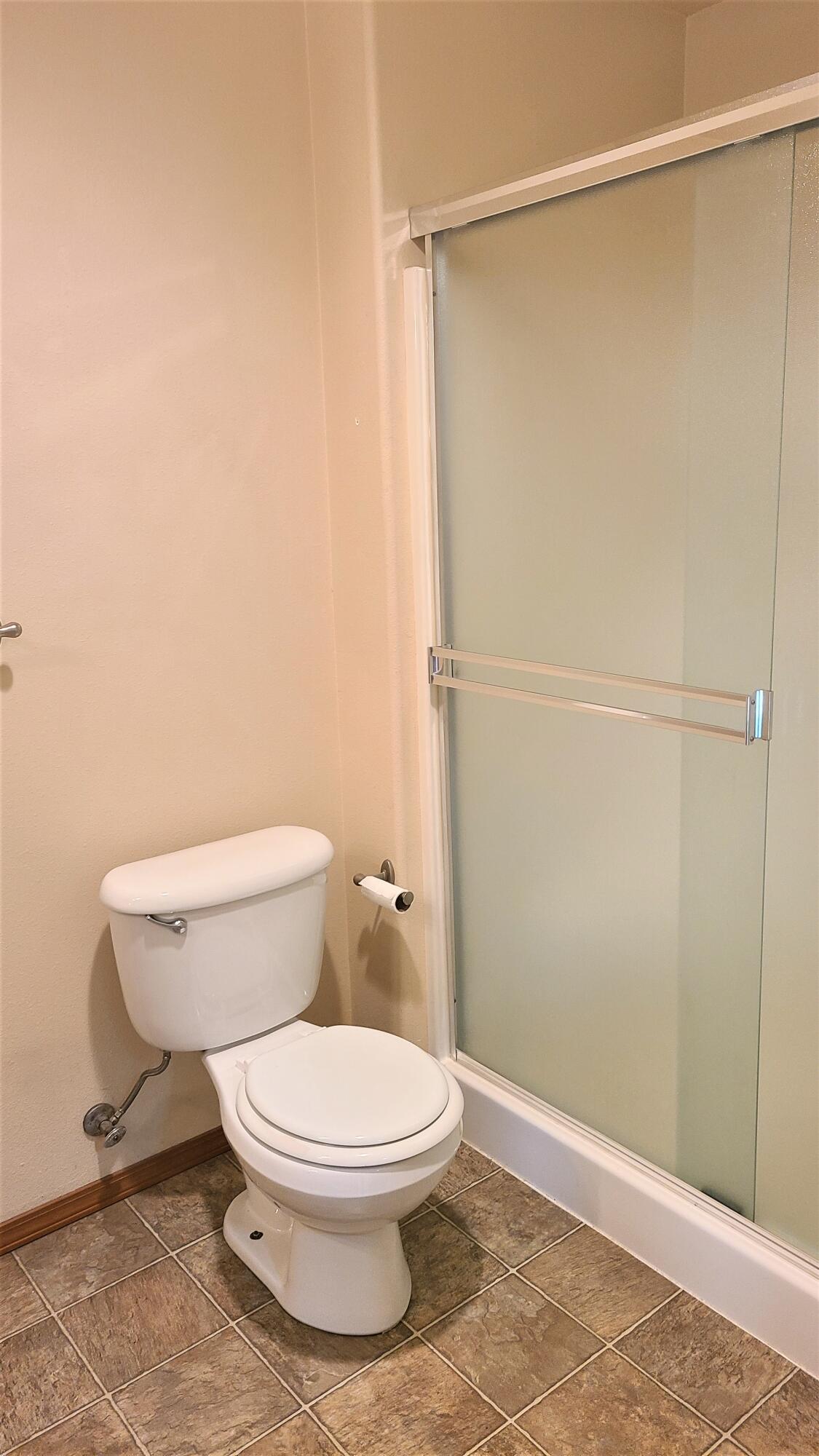 329 Cascade Drive Central Point, OR 97502 - Photo 22 of 30 Gallery Image 22