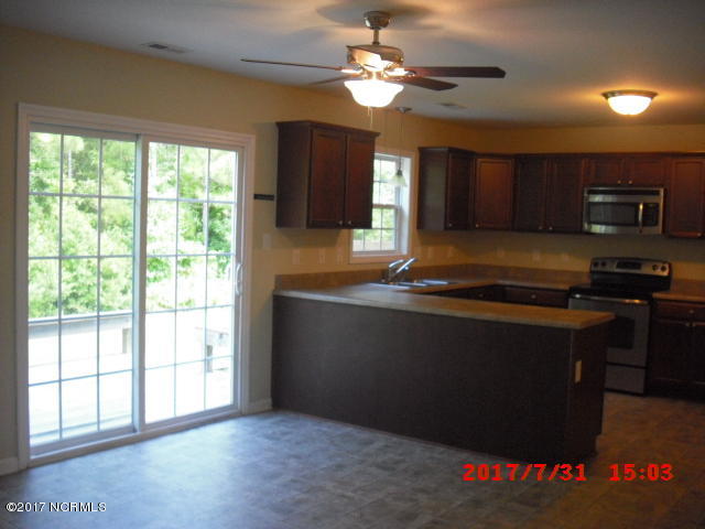 313 Springcreek Court Hubert, NC 28539 - Photo 18 of 39 08042017 036