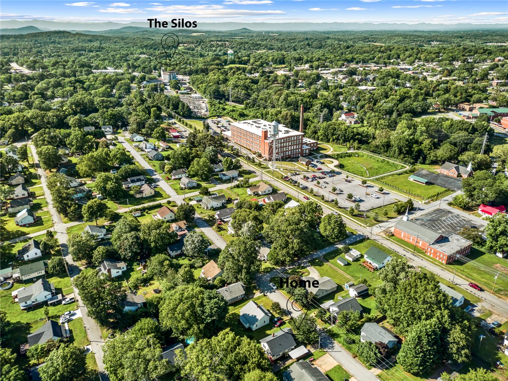 304 South 6th Street Easley, SC 29640 - Photo 23 of 25 Distance to Silos