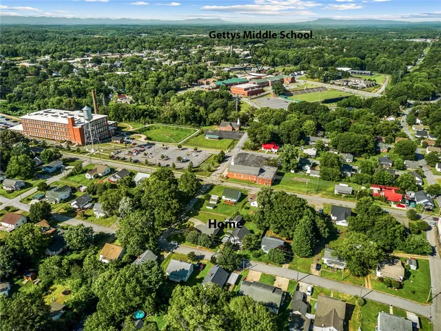 $179,900 | 304 South 6th Street, Easley, SC 29640