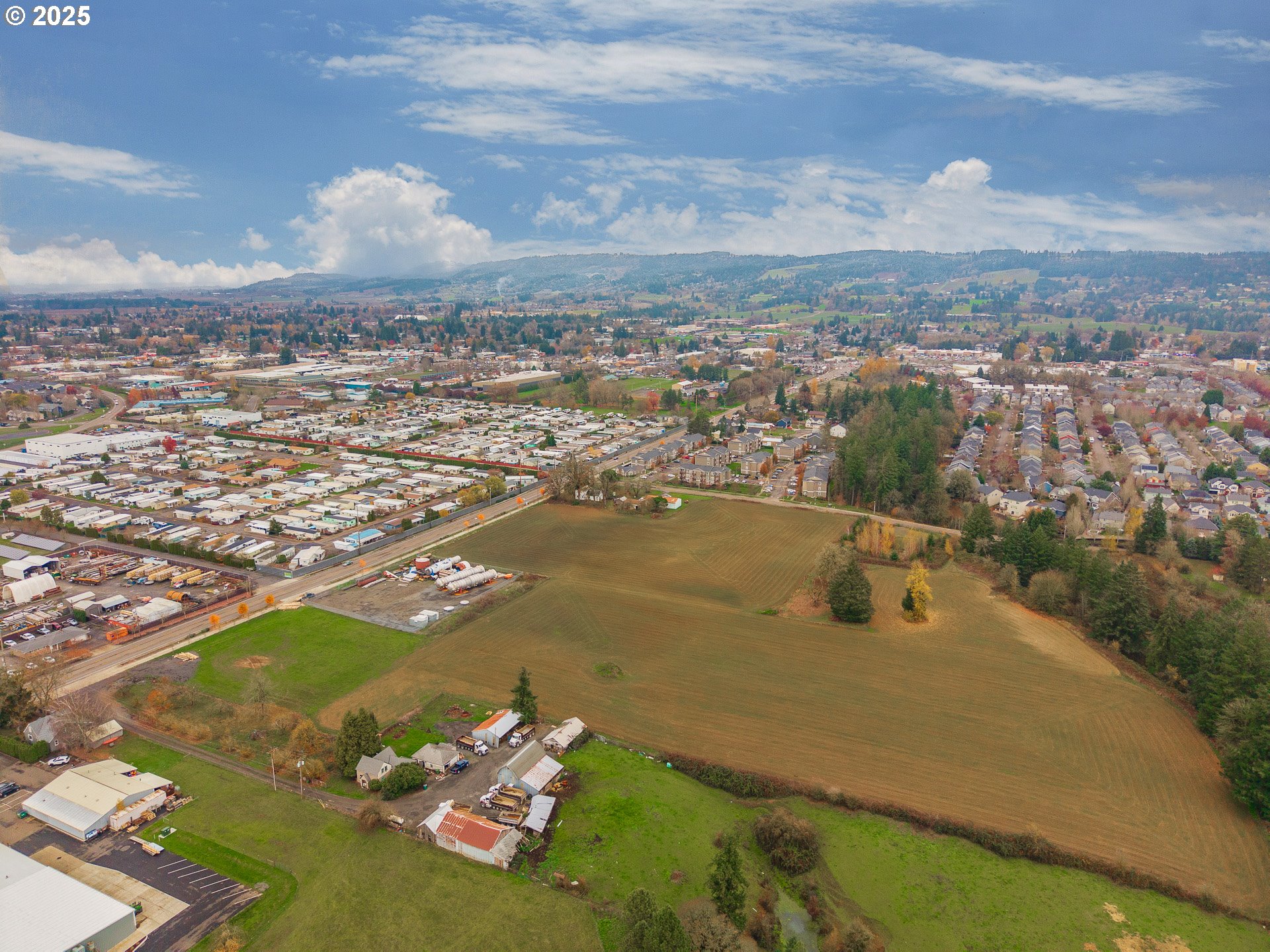 3312 East Fernwood Road Newberg, OR 97132 - Photo 19 of 23 an aerial view of a house with a yard