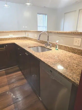 $1,400 | 736 South Kedzie Avenue, Unit 1, Chicago, IL 60612