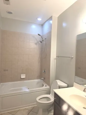 $1,400 | 736 South Kedzie Avenue, Unit 1, Chicago, IL 60612