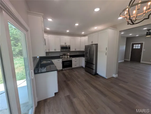 $294,500 | 10012 Yellowstone Drive, Cadet, MO 63630