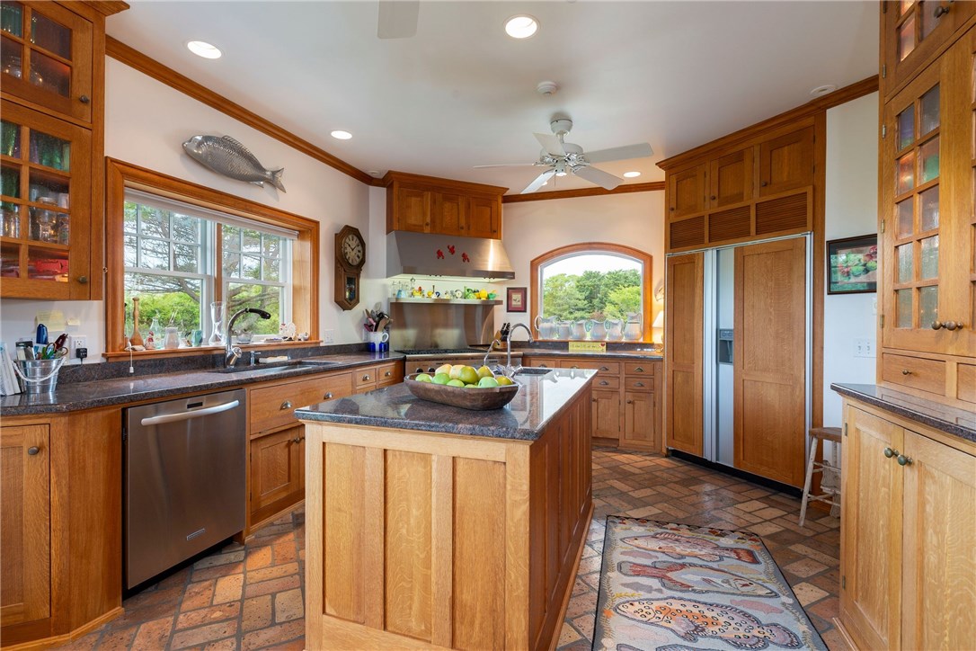 648 West Beach Road Charlestown, RI 02813 - Photo 14 of 49