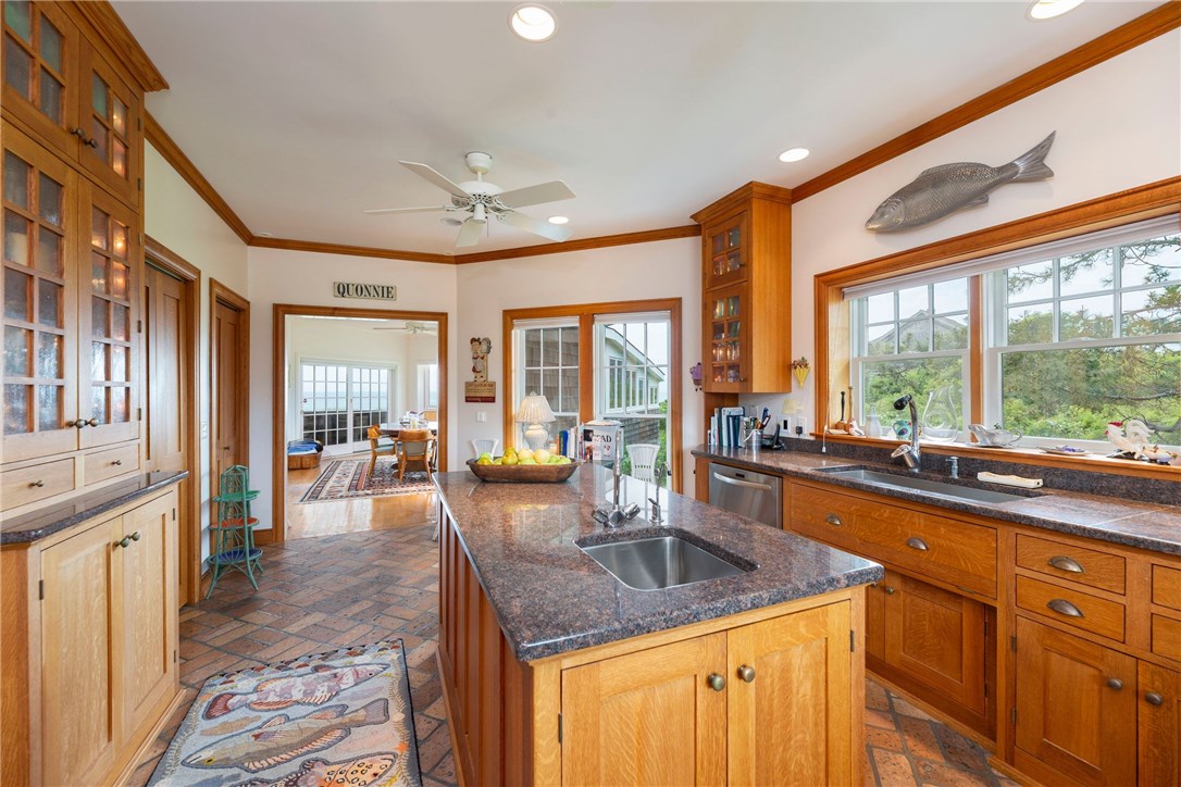 648 West Beach Road Charlestown, RI 02813 - Photo 17 of 49