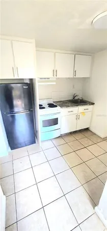 $1,000 | 301 Ave B Southeast, Unit 2, Winter Haven, FL 33880
