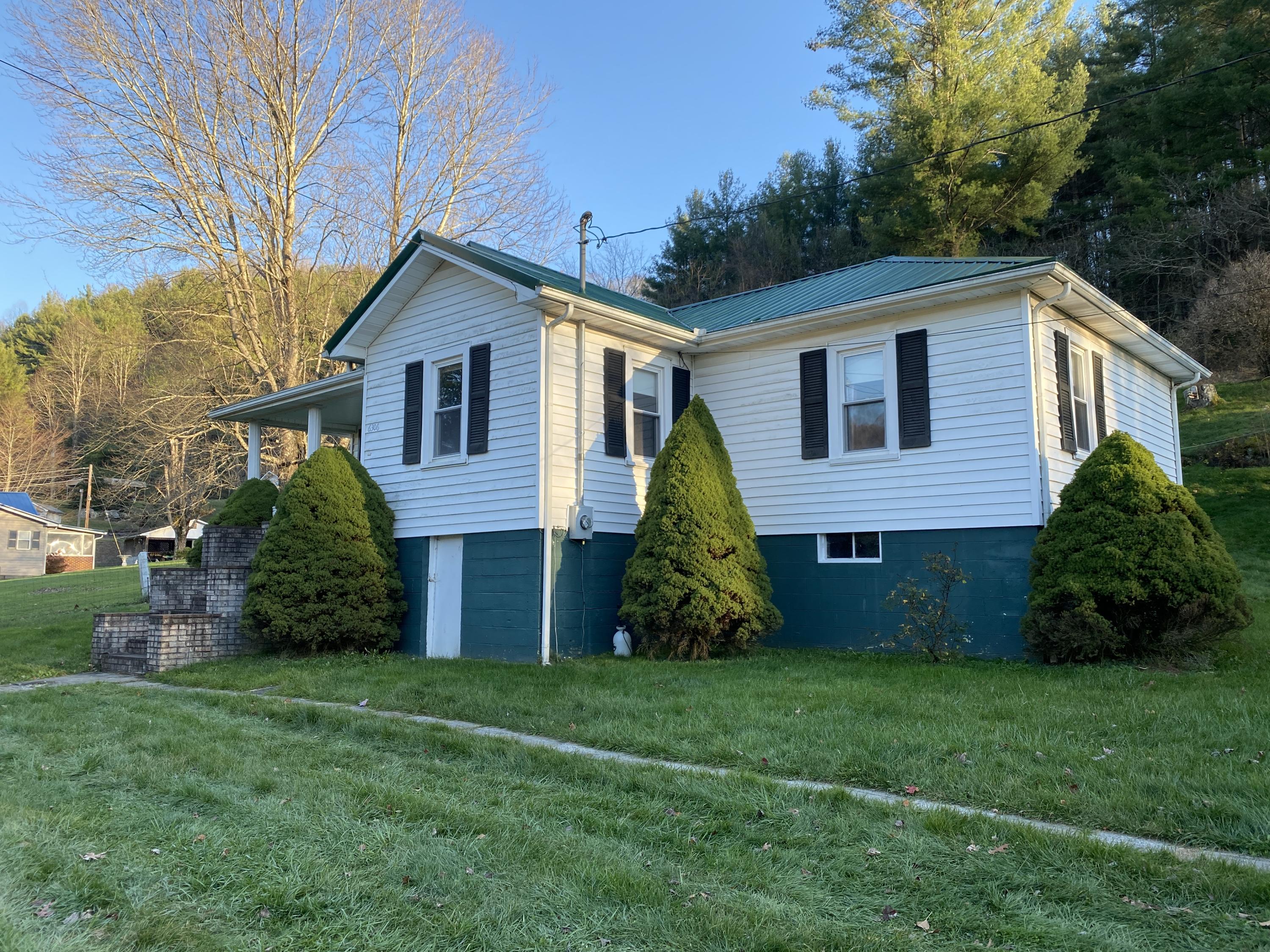 6306 Stephens Road Wise, VA 24293 - Photo 3 of 17 ACEBE69A-75A2-4E3B-B092-58A9EB10B370