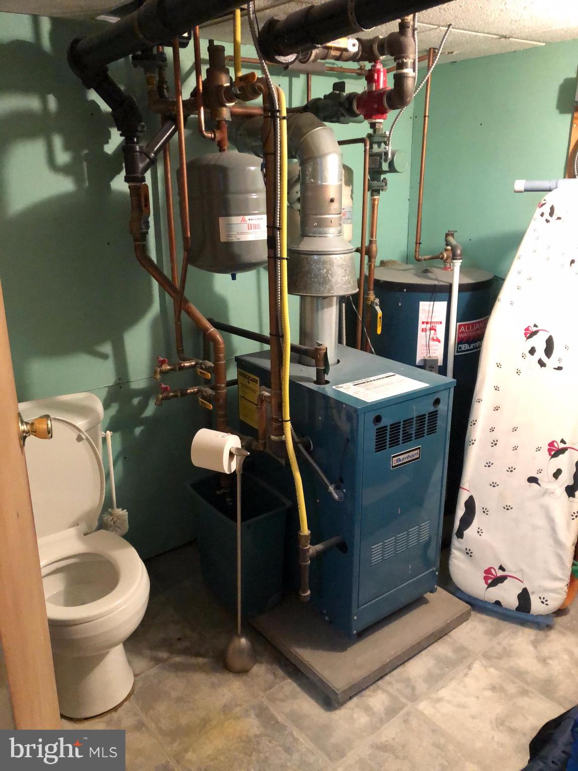 33 West Broad Street Reading, PA 19607 - Photo 16 of 17 1/2 bath in basement and newer gas furnace