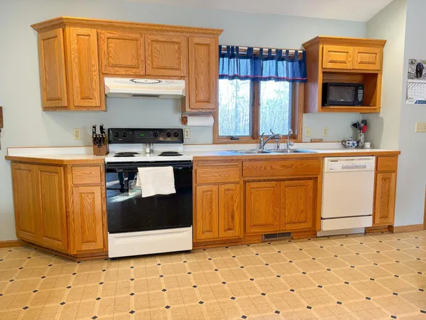 $549,000 | 31741 170th Street, Detroit Lakes, MN 56501