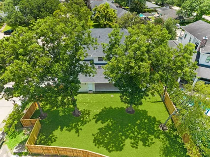 $2,895,000 | 8802 Lanell Lane, Houston, TX 77055