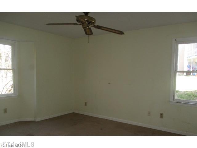 3111 Darden Road, Unit B Greensboro, NC 27407 - Photo 4 of 5 2nd Bedroom.