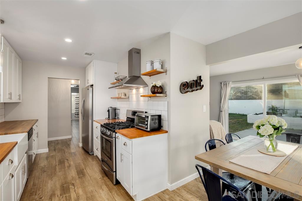 14208 Powers Road Poway, CA 92064 - Photo 11 of 25
