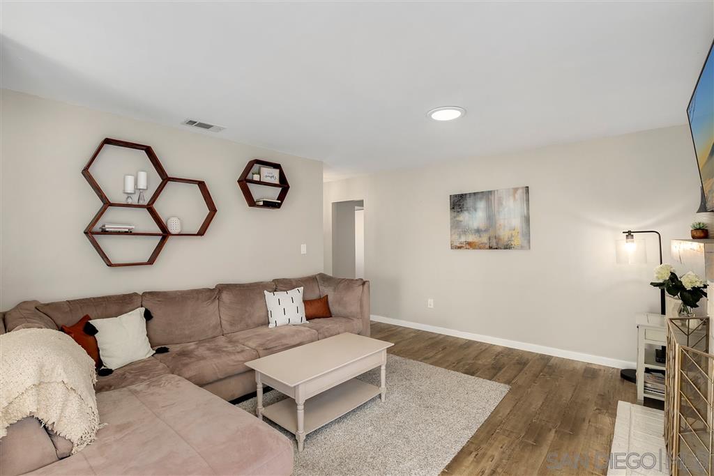 14208 Powers Road Poway, CA 92064 - Photo 15 of 25