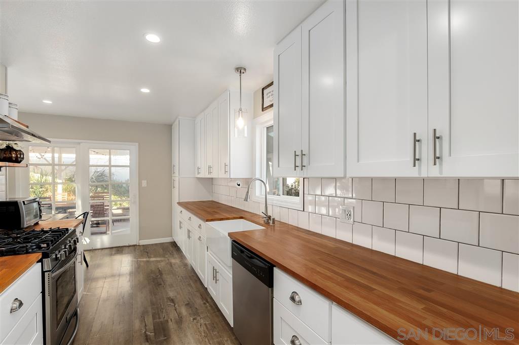 14208 Powers Road Poway, CA 92064 - Photo 9 of 25