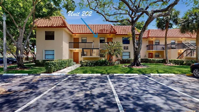 $269,999 | 15805 West Waterside Circle, Unit 202, Sunrise, FL 33326