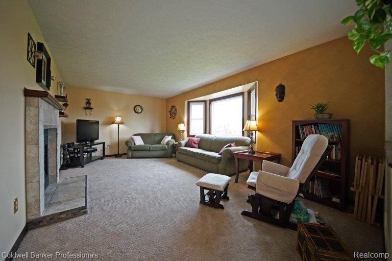 4860 Crandall Road Howell, MI 48855 - Photo 3 of 21 02.DSC03314.JPG