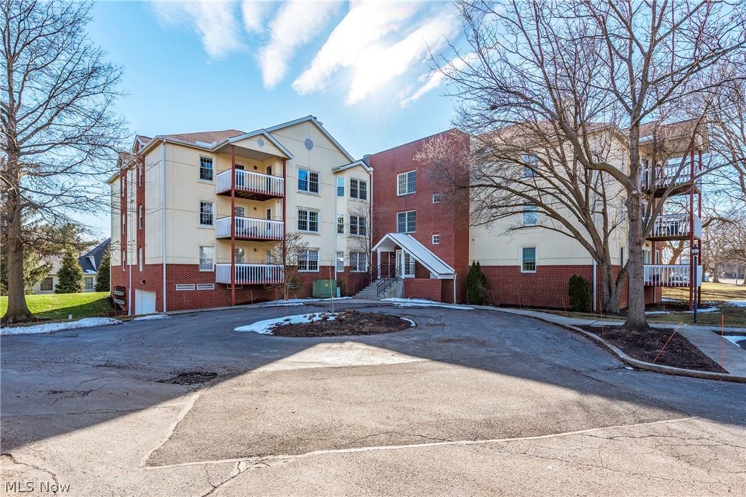 22481 Center Ridge Road, Unit 301 Rocky River, OH 44116 - Photo 1 of 37 Gallery Image 1