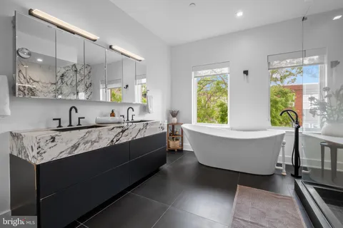 $1,998,000 | 1939 Christian Street, Philadelphia, PA 19146