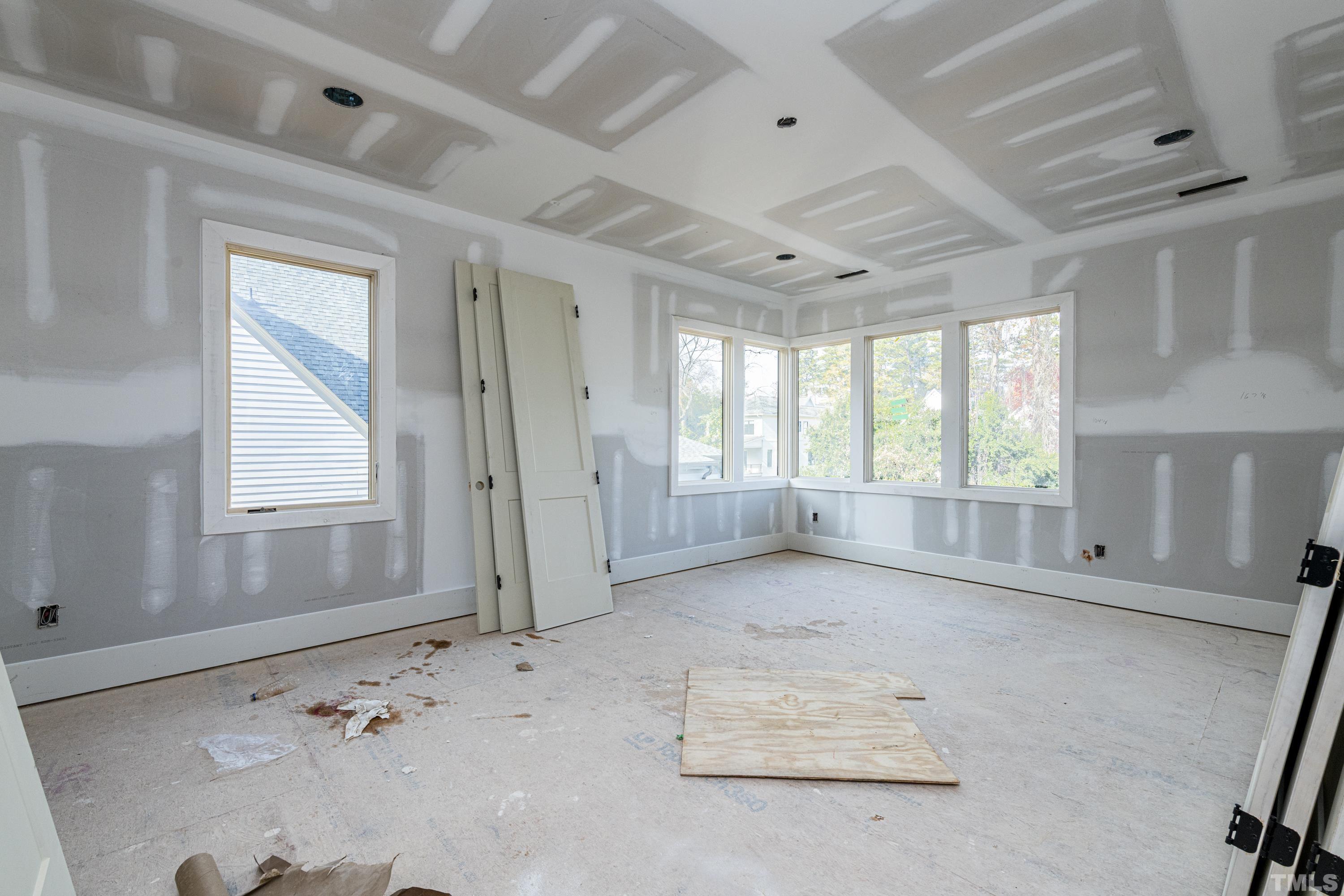 3020 Farrior Road Raleigh, NC 27607 - Photo 14 of 17 en empty room with windows