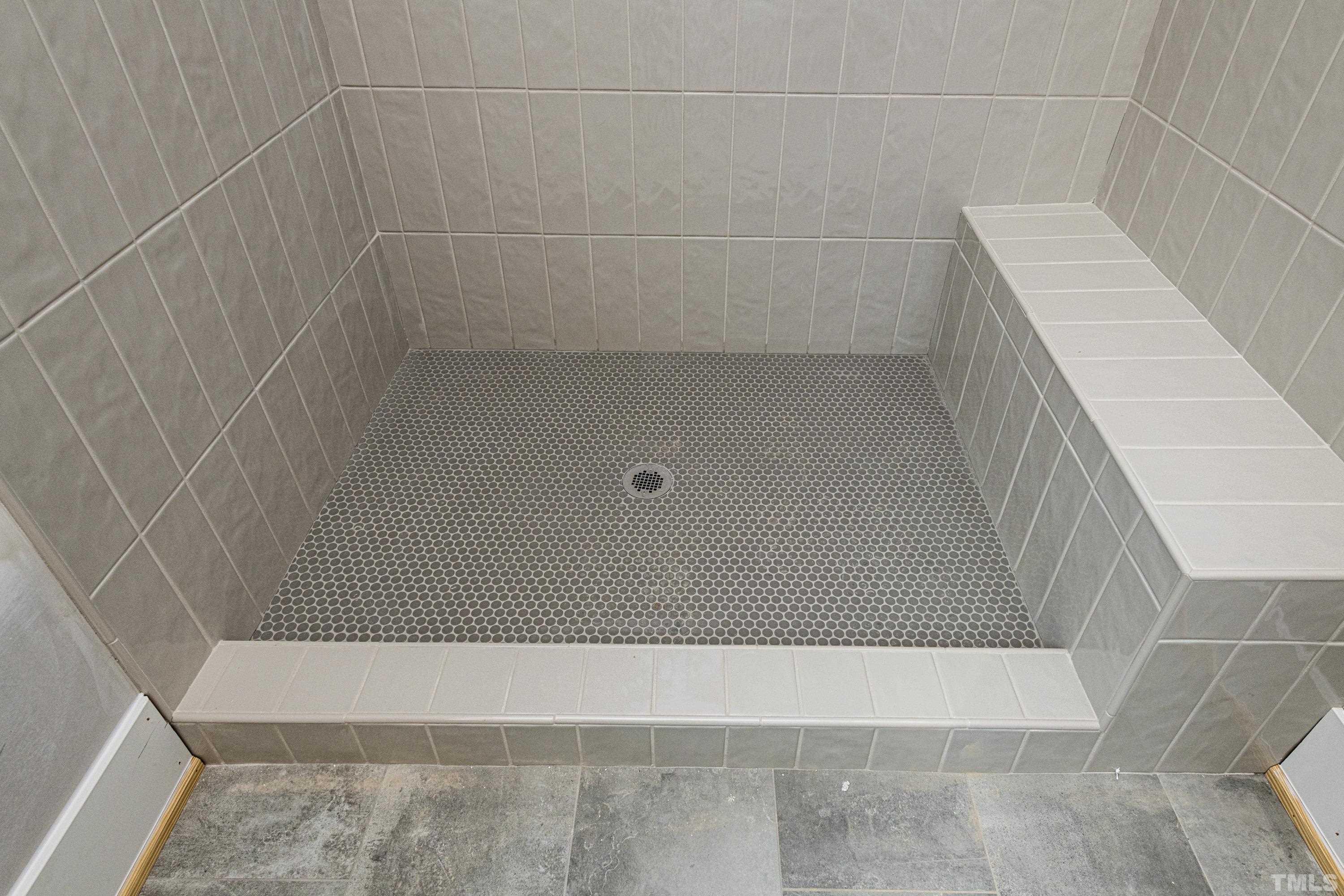 3020 Farrior Road Raleigh, NC 27607 - Photo 7 of 17 a bathroom with a bathtub