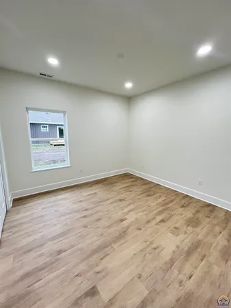 $267,500 | 214 Hickory Street, Americus, KS 66835