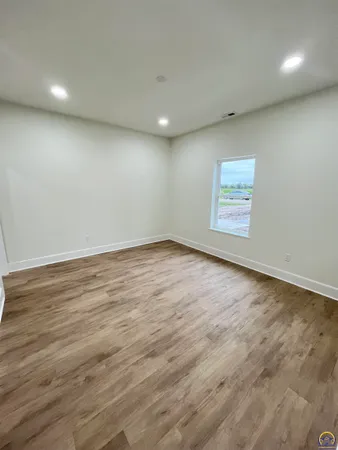 $267,500 | 214 Hickory Street, Americus, KS 66835
