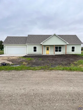 $267,500 | 214 Hickory Street, Americus, KS 66835