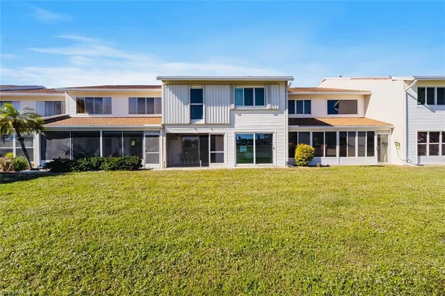 $2,500 | 452 Bristle Cone Lane, Unit 27, Naples, FL 34113