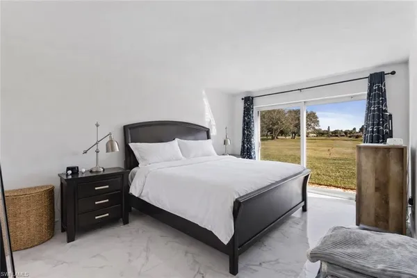 $2,200 | 452 Bristle Cone Lane, Unit 27, Naples, FL 34113