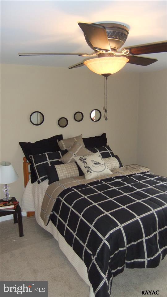 3111 Sundial Road Dover, PA 17315 - Photo 17 of 29 Gallery Image 17