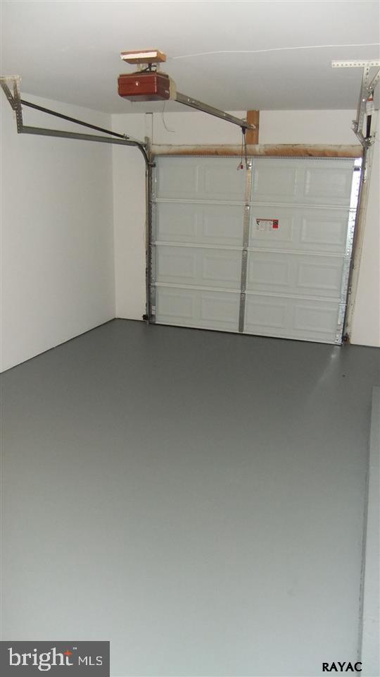 3111 Sundial Road Dover, PA 17315 - Photo 27 of 29 Gallery Image 27