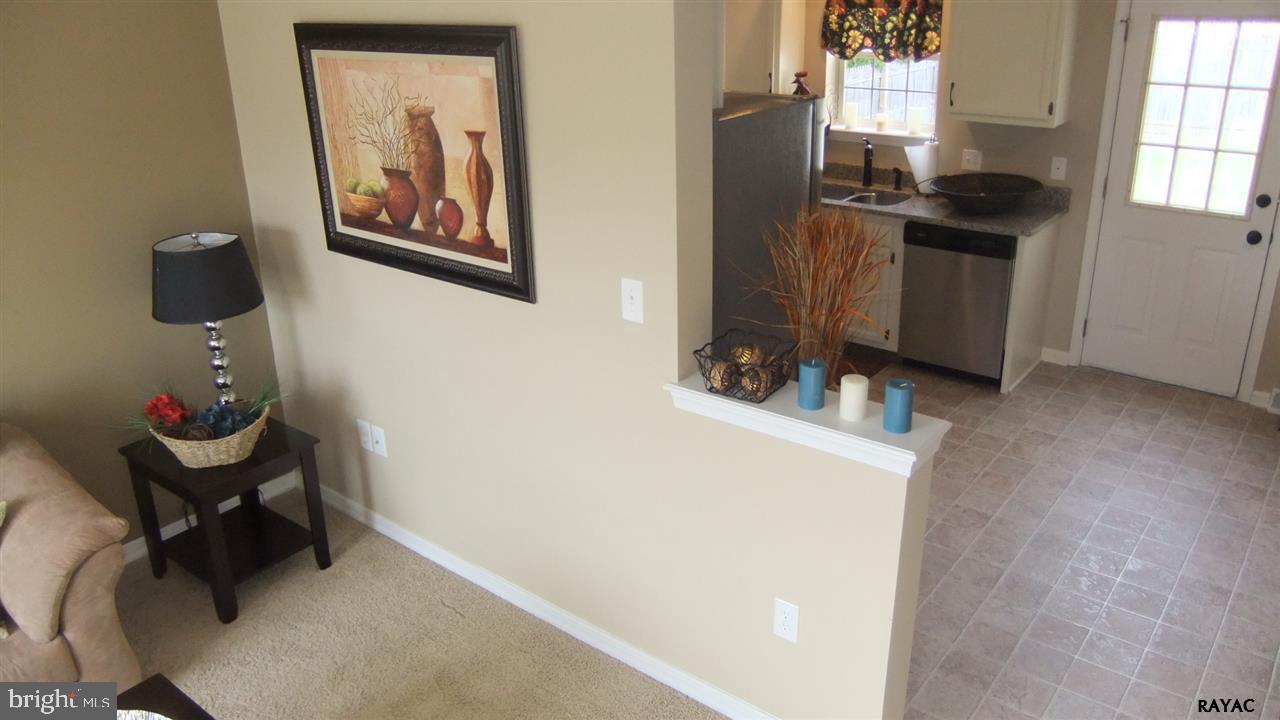 3111 Sundial Road Dover, PA 17315 - Photo 6 of 29 Gallery Image 6