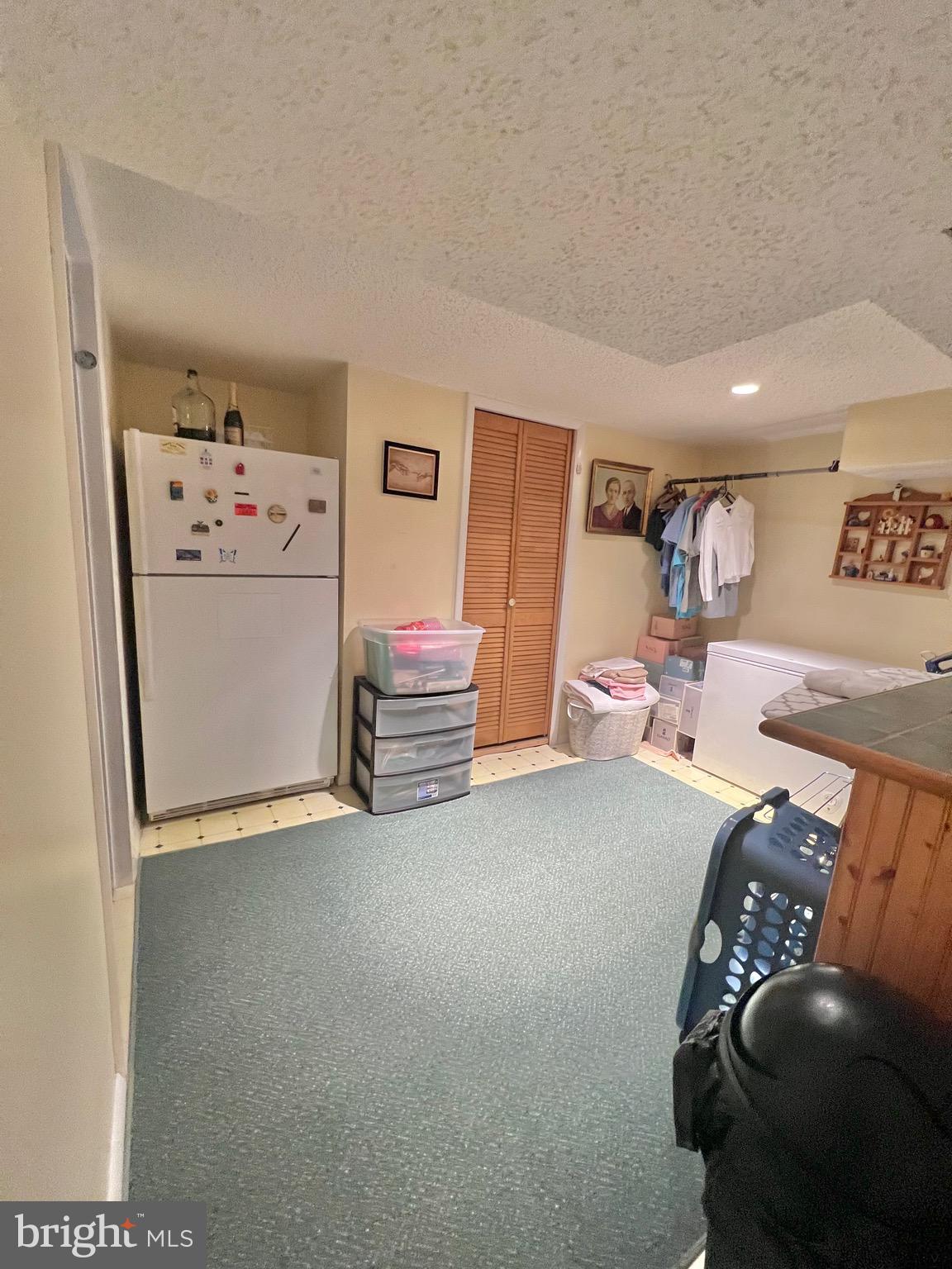 9709 Glenhope Road Philadelphia, PA 19115 - Photo 23 of 36
