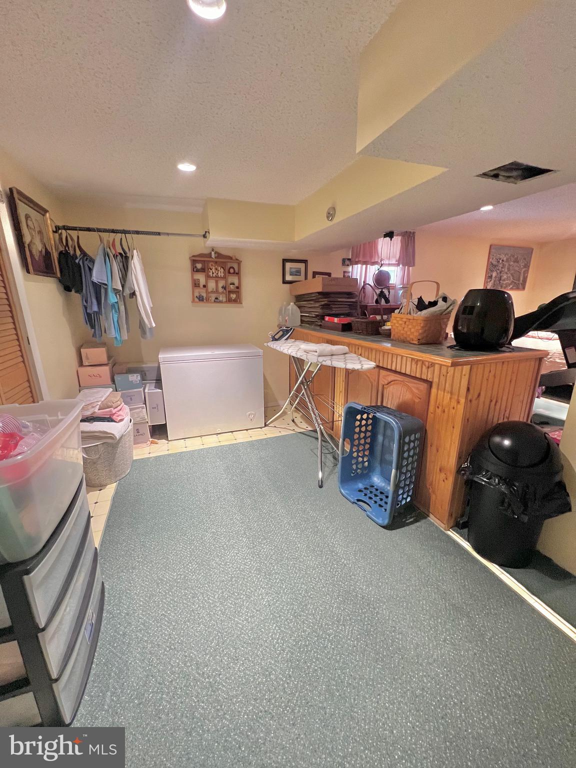 9709 Glenhope Road Philadelphia, PA 19115 - Photo 25 of 36