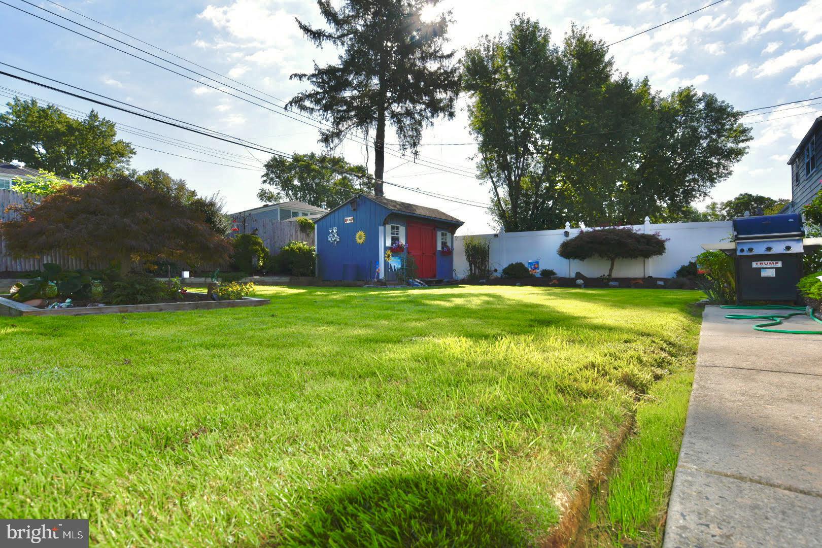 9709 Glenhope Road Philadelphia, PA 19115 - Photo 28 of 36