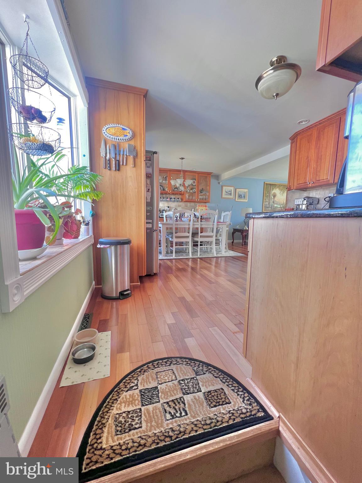 9709 Glenhope Road Philadelphia, PA 19115 - Photo 8 of 36