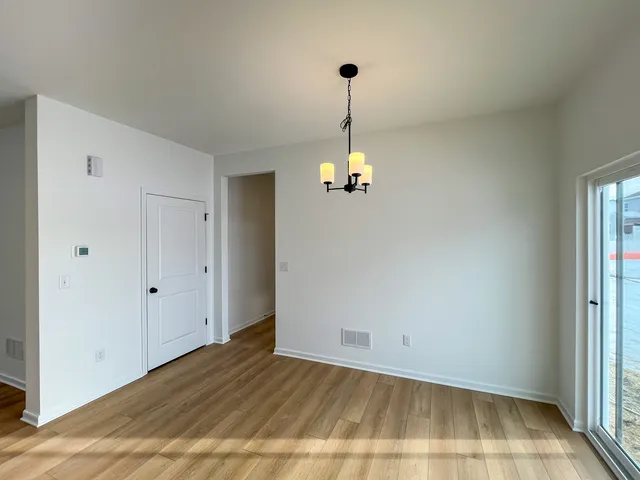 $419,711 | 94 West Crabapple Avenue, Cortland, IL 60112