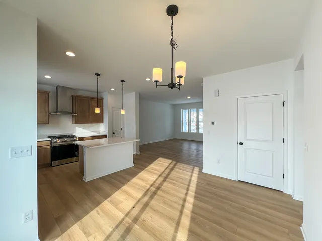 $419,711 | 94 West Crabapple Avenue, Cortland, IL 60112