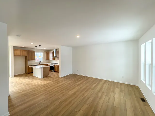 $419,711 | 94 West Crabapple Avenue, Cortland, IL 60112