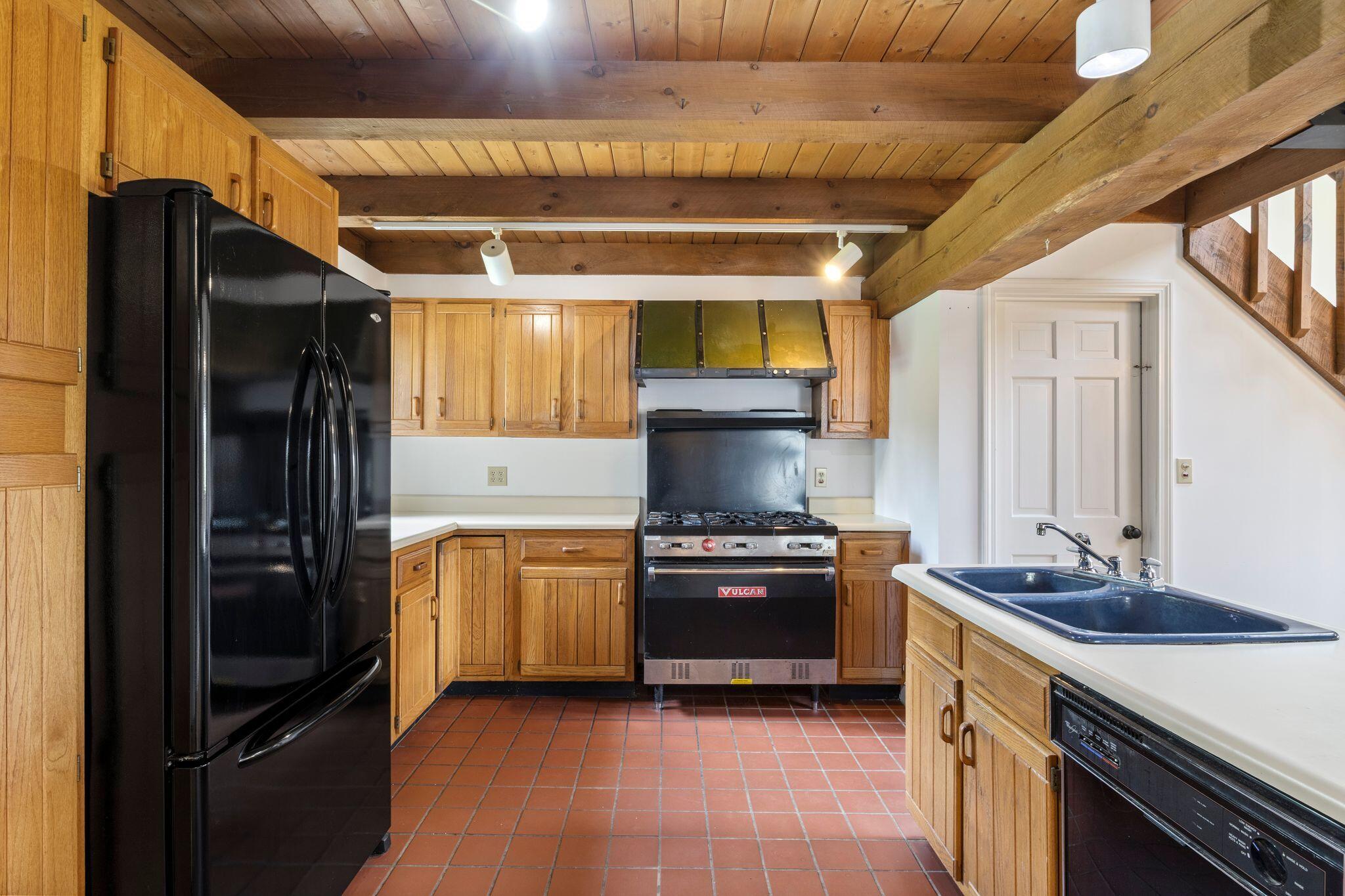71 Dennett Road Dayton, ME 04005 - Photo 11 of 65 71_Dennett_Rd_039