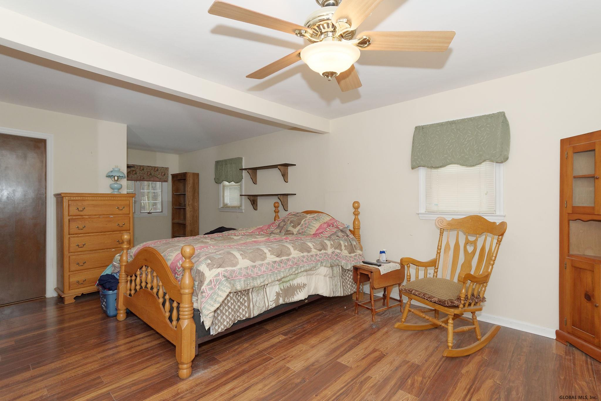 9 Pinewood Road Guilderland, NY 12084 - Photo 16 of 22 Photo 16