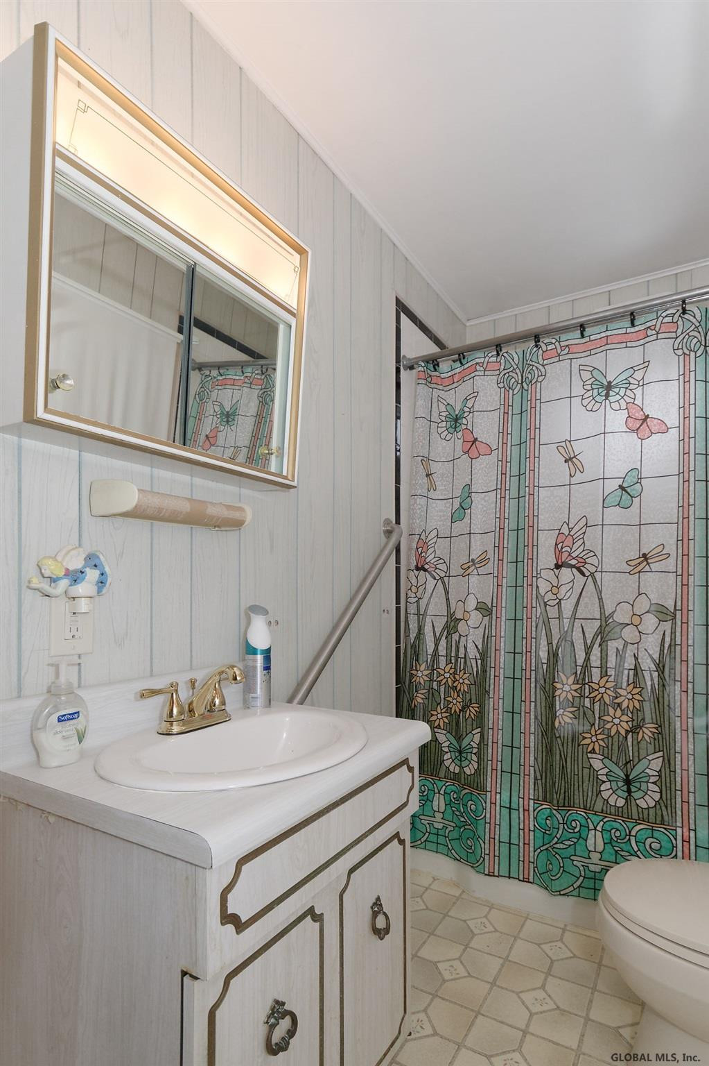 9 Pinewood Road Guilderland, NY 12084 - Photo 18 of 22 Photo 18