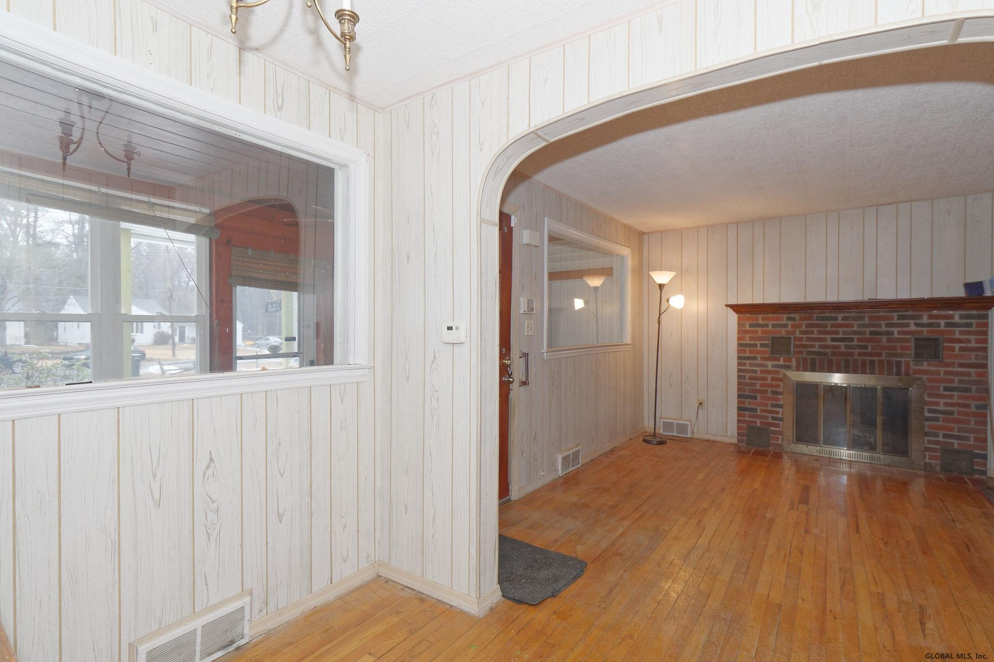 9 Pinewood Road Guilderland, NY 12084 - Photo 7 of 22 Photo 7