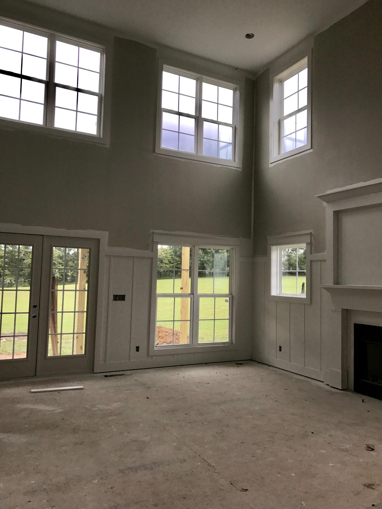 727 Philadelphia Road Lebanon, TN 37087 - Photo 7 of 16 an empty room that has a window