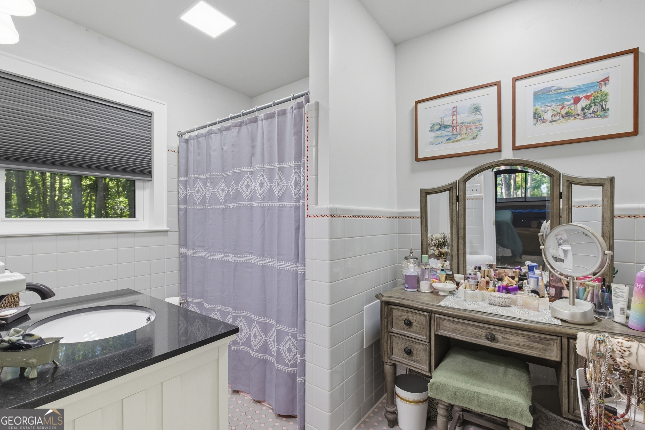 27 Rock Quarry Road Toccoa, GA 30577 - Photo 16 of 61 a bathroom with a sink and a mirror
